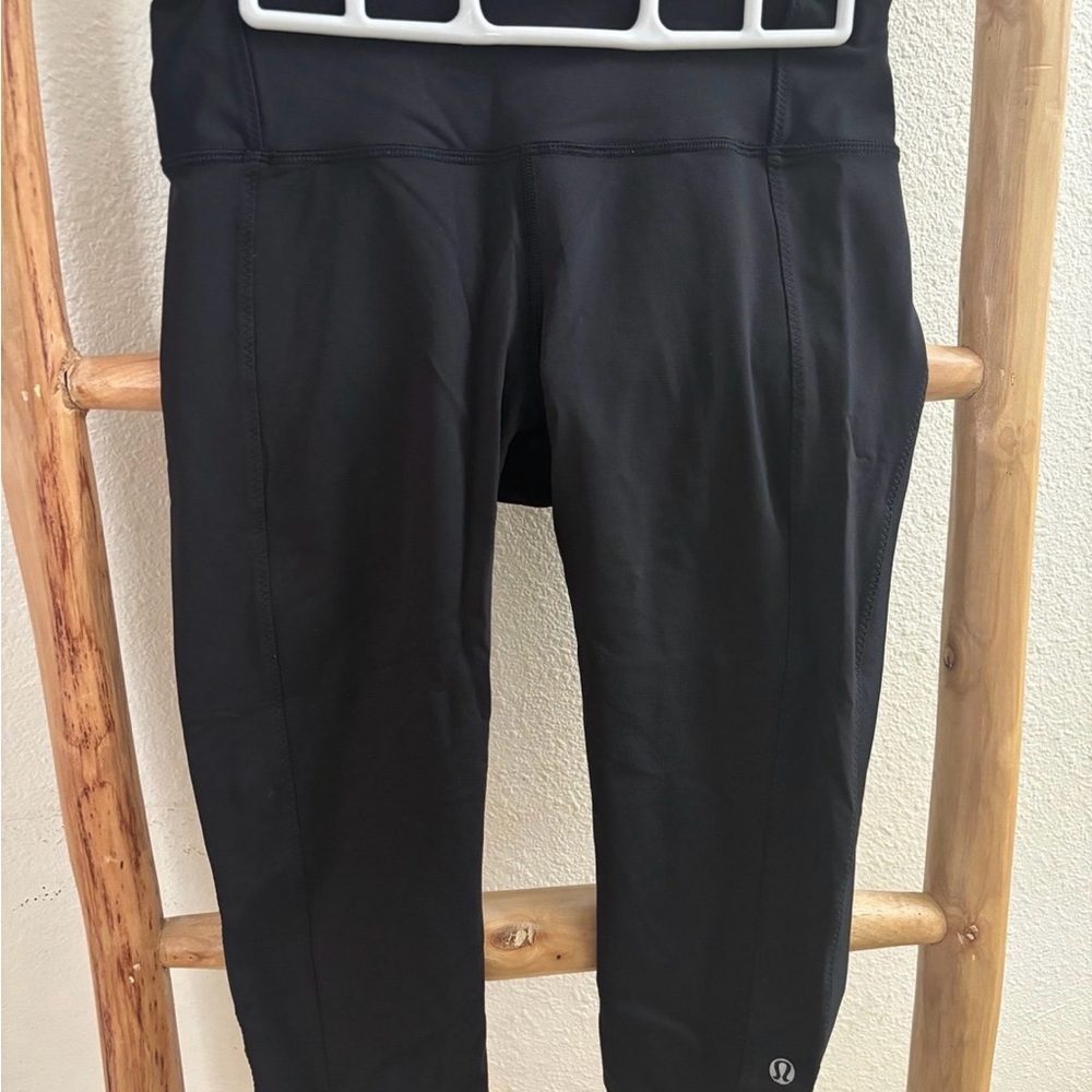 Lululemon Black Cropped Leggings